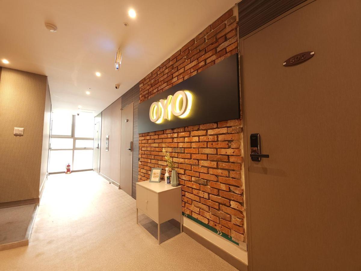 Oyo Hostel Myeongdong 2 Seoul Bagian luar foto