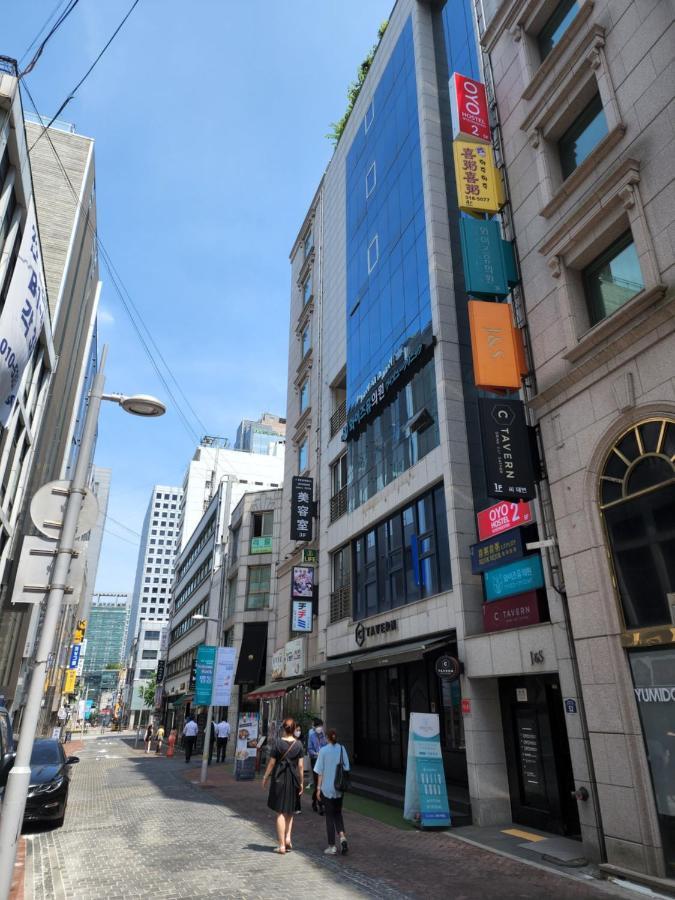 Oyo Hostel Myeongdong 2 Seoul Bagian luar foto