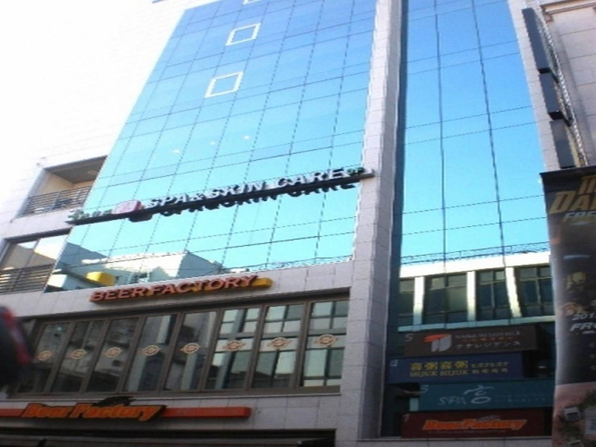 Oyo Hostel Myeongdong 2 Seoul Bagian luar foto