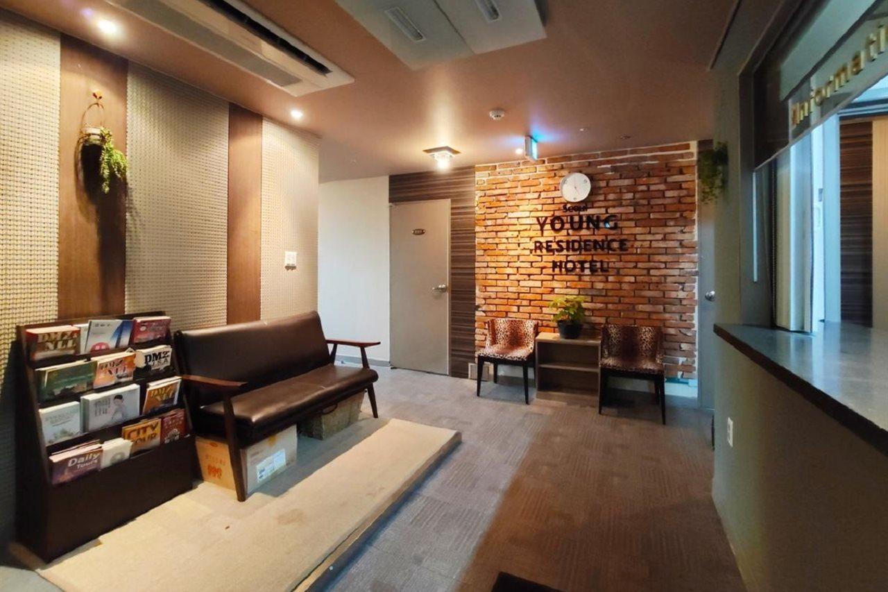 Oyo Hostel Myeongdong 2 Seoul Bagian luar foto